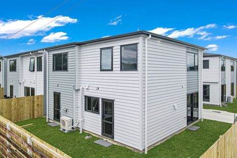 Photo of property in 2/177 Old Wairoa Road, Papakura, 2110