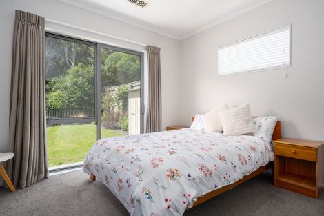 Photo of property in 5 Crompton Avenue, Churton Park, Wellington, 6037