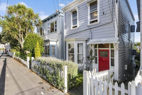 Photo of property in 100 Austin Street, Mount Victoria, Wellington, 6011