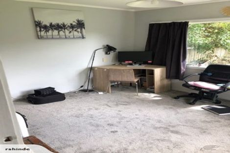 Photo of property in 1/4 Kaurilands Road, Titirangi, Auckland, 0604