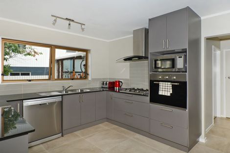 Photo of property in 10 Kotare Crescent, Maunu, Whangarei, 0110