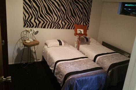 Photo of property in 24 Gibbs Crescent, Red Hill, Papakura, 2110