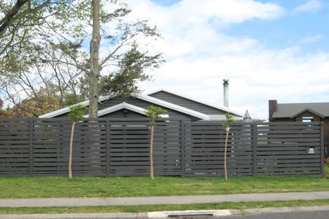 Photo of property in 25 Gillies Avenue, Taupo, 3330