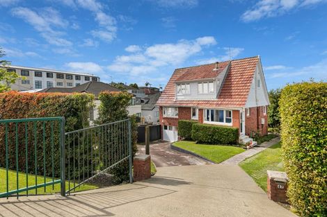 Photo of property in 47 Forrest Hill Road, Milford, Auckland, 0620