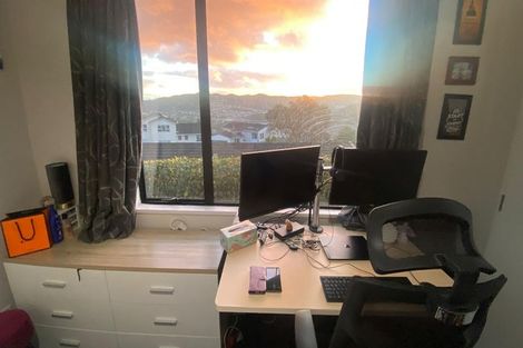 Photo of property in 16b Trinidad Crescent, Grenada Village, Wellington, 6037