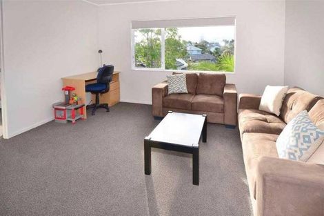 Photo of property in 64 Barbados Drive, Unsworth Heights, Auckland, 0632