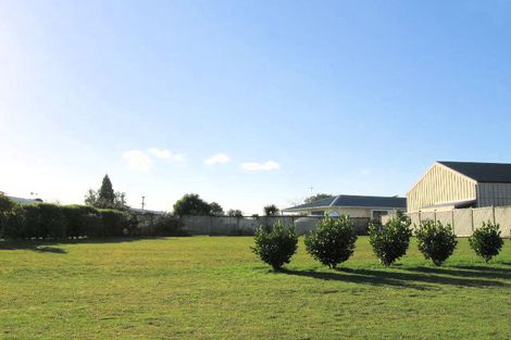 Photo of property in 2 Martin Place, Cooks Beach, Whitianga, 3591