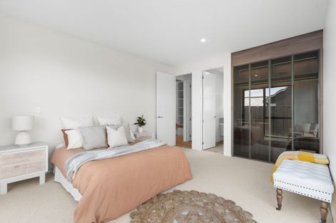 Photo of property in 10 Ferbane Way, Halswell, Christchurch, 8025