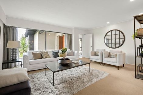 Photo of property in 14 Fielding Crescent, Farm Cove, Auckland, 2012