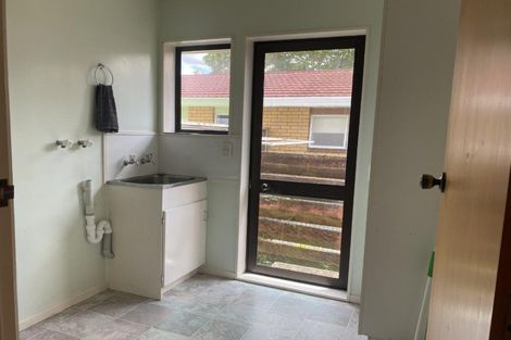 Photo of property in 18 Riverside Road, Orewa, 0931