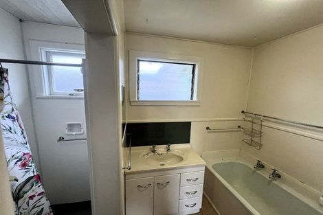 Photo of property in 168 Gayhurst Road, Dallington, Christchurch, 8061