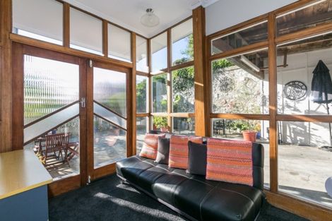 Photo of property in 109 Milton Road, Bluff Hill, Napier, 4110