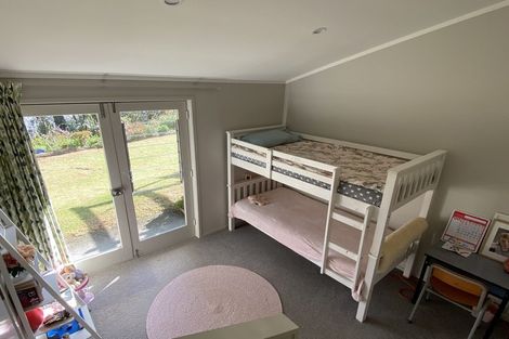 Photo of property in 66 Paragon Avenue, Beach Haven, Auckland, 0626