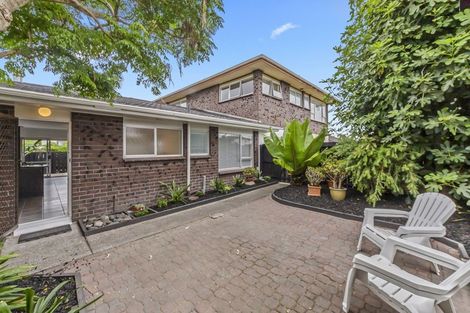 Photo of property in 1/83 Centreway Road, Orewa, 0931