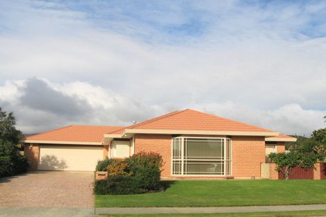 Photo of property in 24 Cedar Drive, Paraparaumu Beach, Paraparaumu, 5032