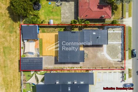 Photo of property in 32 Beach Road, Pahurehure, Papakura, 2113