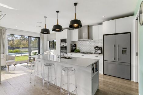 Photo of property in 19 Kahika Grove, Huapai, Kumeu, 0810