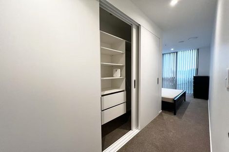 Photo of property in 305/1 Buscomb Avenue, Henderson, Auckland, 0610