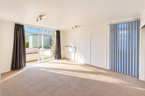 Photo of property in 35 Stanniland Street, Sunnyhills, Auckland, 2010