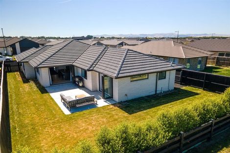 Photo of property in 16 Wigmore Crescent, Rolleston, 7615