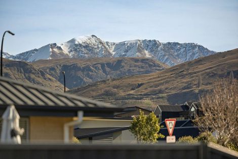 Photo of property in 4 Banbury Terrace, Lower Shotover, Queenstown, 9304