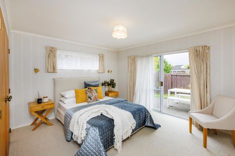 Photo of property in 9 Churchill Avenue, Hokowhitu, Palmerston North, 4410