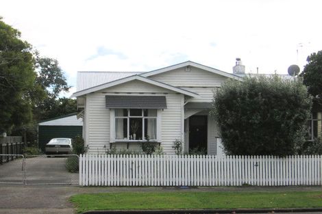 Photo of property in 21 Argyle Avenue, Takaro, Palmerston North, 4410