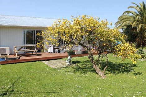 Photo of property in 266a Rangiuru Road, Otaki, 5512