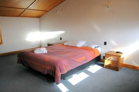 Photo of property in 227/6 Left Bank, Te Aro, Wellington, 6011