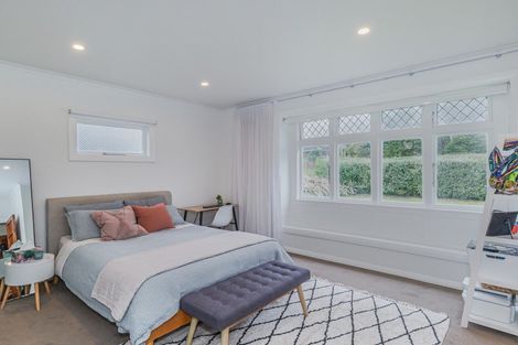 Photo of property in 43 Kawiu Road, Levin, 5510