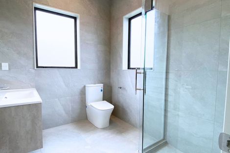 Photo of property in 9/218 Rosebank Road, Avondale, Auckland, 1026