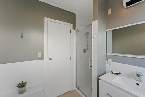 Photo of property in 54 Brightwater Crescent, Totara Park, Upper Hutt, 5018