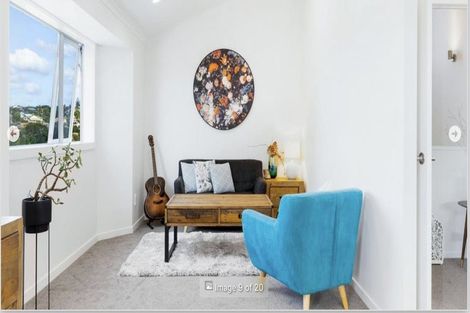 Photo of property in 2/19 Limmer Place, Browns Bay, Auckland, 0632