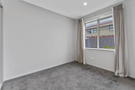 Photo of property in 2/23 Wakelin Place, Redwood, Christchurch, 8051