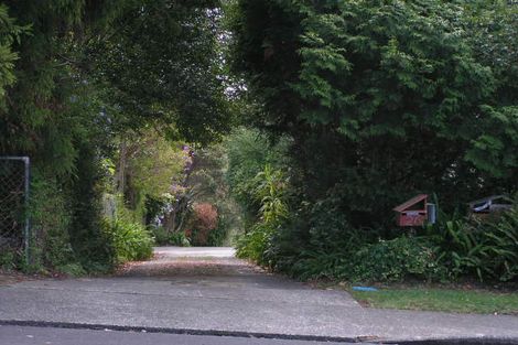 Photo of property in 2/26 Maritime Terrace, Birkenhead, Auckland, 0626