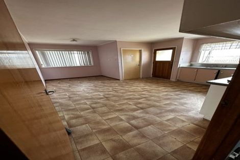 Photo of property in 23 Flat Bush Road, Otara, Auckland, 2023