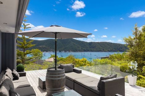 Photo of property in 7 Finlay Grove, Waikawa, Picton, 7220