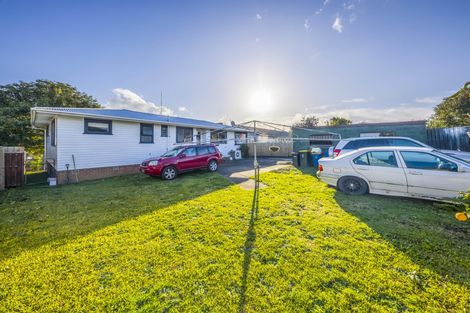Photo of property in 21 Gainsborough Street, Manurewa, Auckland, 2102