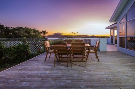 Photo of property in 2 Saint Ives Drive, Camborne, Porirua, 5026