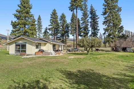 Photo of property in 541 Ardgour Road, Tarras, Cromwell, 9383
