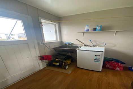 Photo of property in 10 Cheshire Street, Cannons Creek, Porirua, 5024