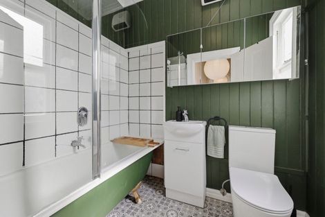 Photo of property in 15 Farley Street, Kaikorai, Dunedin, 9010