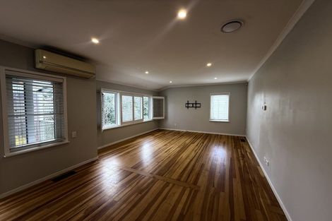 Photo of property in 87 Taurus Crescent, Beach Haven, Auckland, 0626