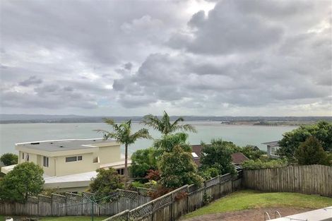 Photo of property in 51 Hadfield Street, Beach Haven, Auckland, 0626