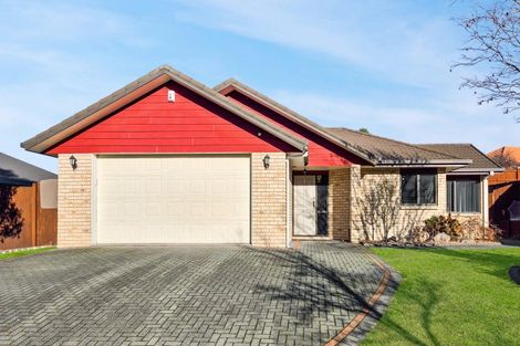 Photo of property in 21 Heaphy Place, Pukehangi, Rotorua, 3015