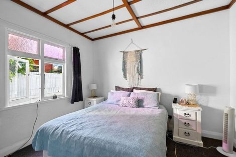 Photo of property in 17 Massey Street, Westown, New Plymouth, 4310