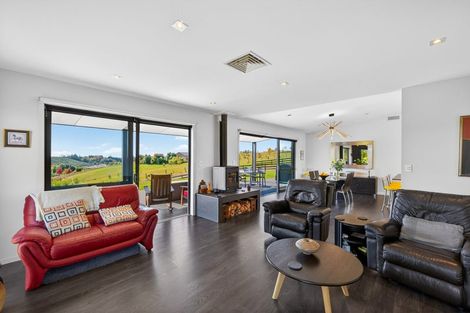 Photo of property in 68 Tiro Kina Road, Tasman, Upper Moutere, 7175