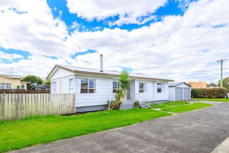 Photo of property in 124a Clevedon Road, Papakura, 2110