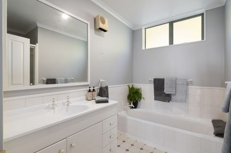 Photo of property in 7 Cresswell Place, Richmond, 7020