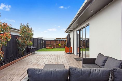 Photo of property in 28 Wakeman Way, Kaiapoi, 7630